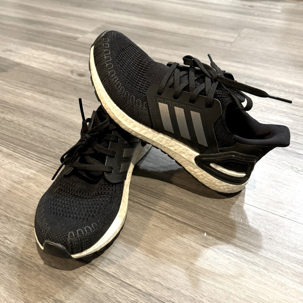 Women’s Adidas Ultraboost 20 EG0714 Core Black Size 6